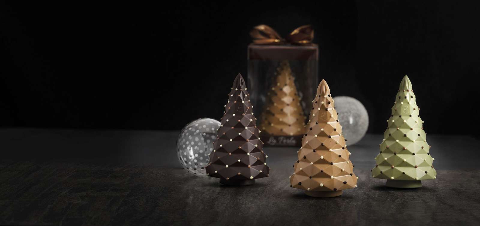 La magia del Natale profuma di cioccolato con le creazioni firmate La Perla di Torino