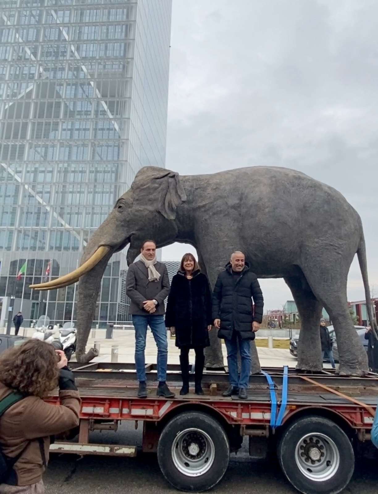 L’elefante Fritz annuncia la riapertura del Museo Regionale di Scienze Naturali