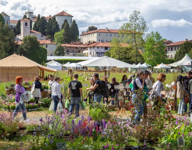 Al Castello e Parco di Masino tornano i colori di Tre Giorni per il Giardino
