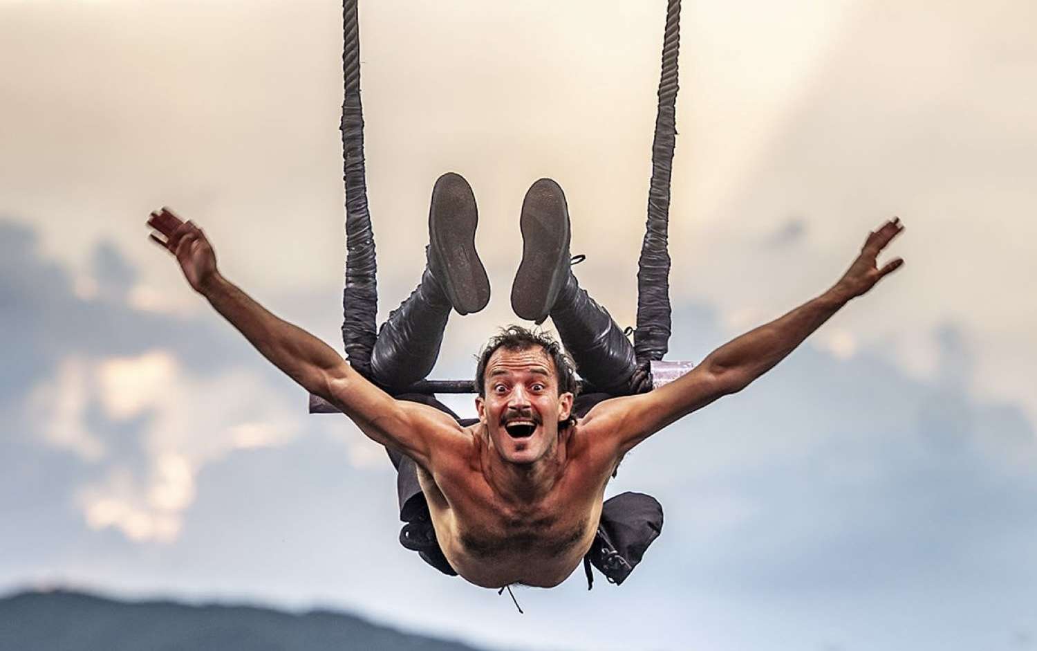 Ricomincia Lunathica, il Festival Internazionale di Teatro di Strada