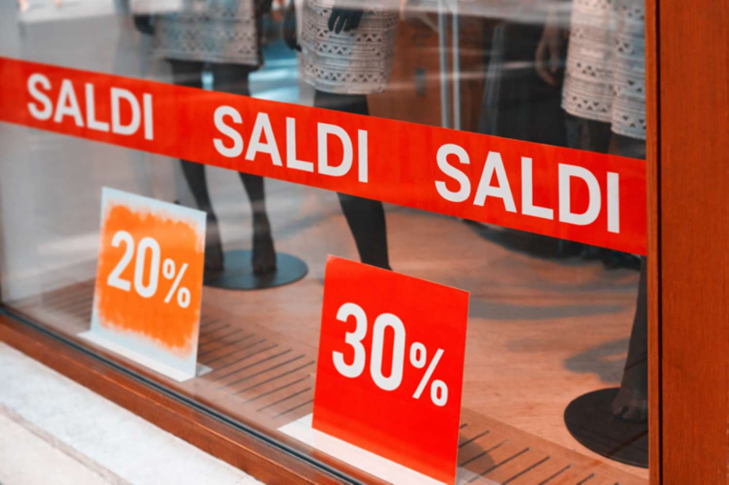 Tutto pronto in Piemonte per i saldi di fine stagione: si parte sabato 3 gennaio