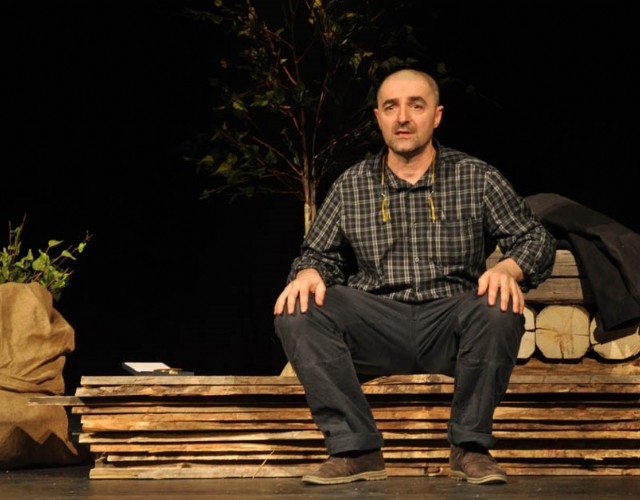 Il “Viaggioadauschwitz a/r” di Gimmi Basilotta in scena per il Giorno della Memoria