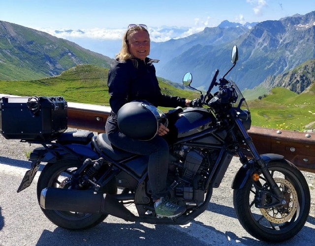 Manuela Rogina, la storia e il coraggio di una donna diventata “grande” all’età di 3 anni