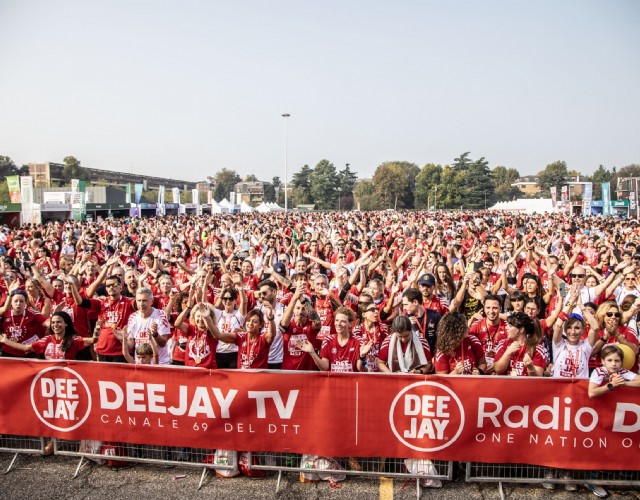 La Deejay Ten di Linus targata 2026 riparte da Torino domenica 29 marzo