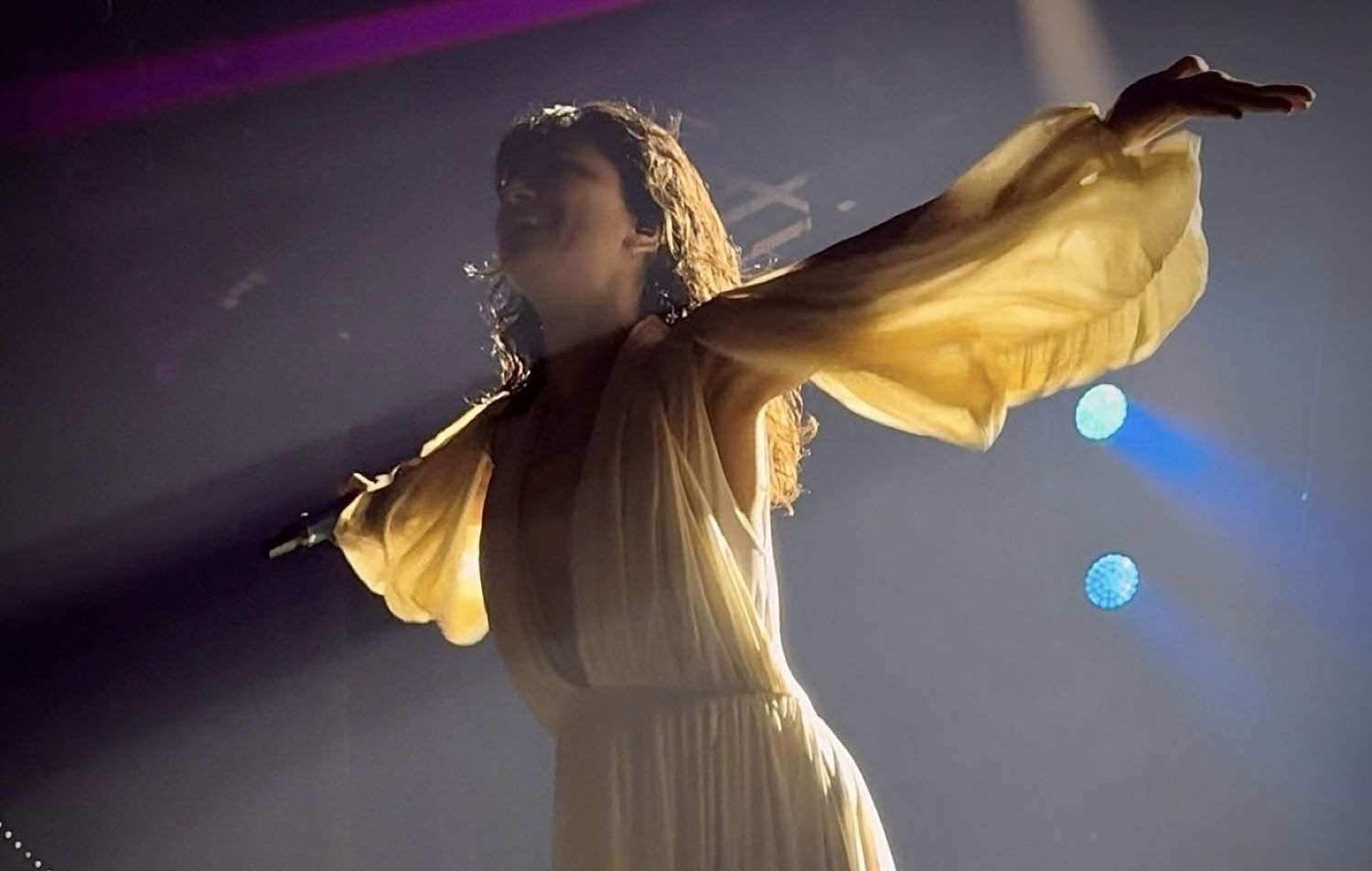 Elisa pronta a incantare Torino: “Con questa città ho un rapporto speciale, pieno di bellissimi ricordi”