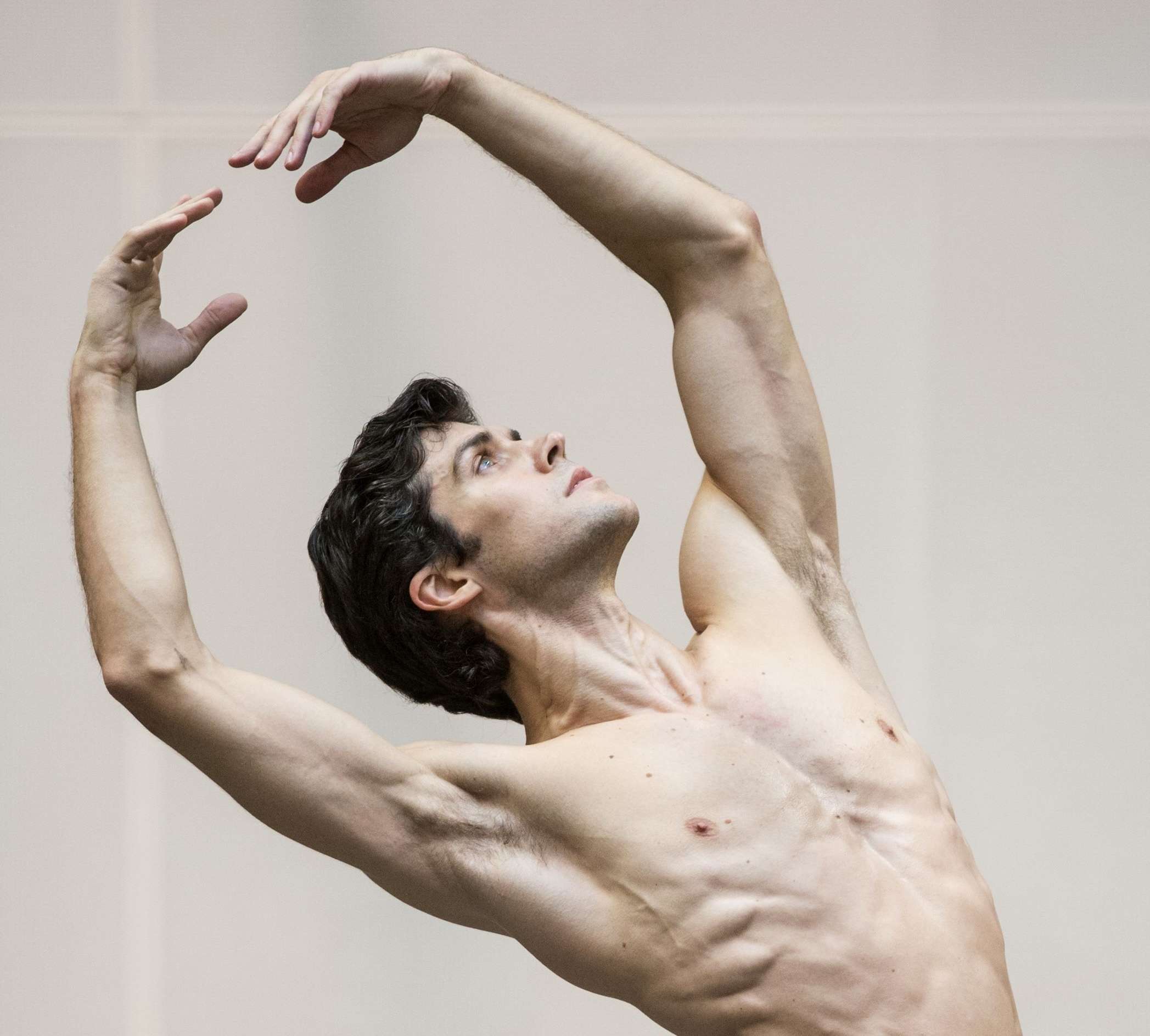 Il Ballo in Bianco di Roberto Bolle approda per la prima volta a Torino