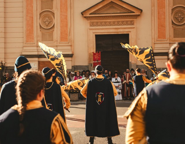 Si intitola “Mangè an n’autra cort” la grande festa del cibo di Castagnole Piemonte