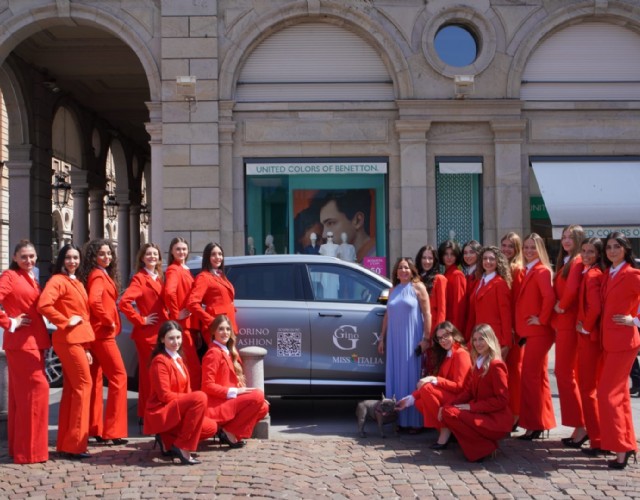 Le ragazze di Miss Italia 2026 Piemonte e Valle d’Aosta sfilano alla Torino Fashion Week