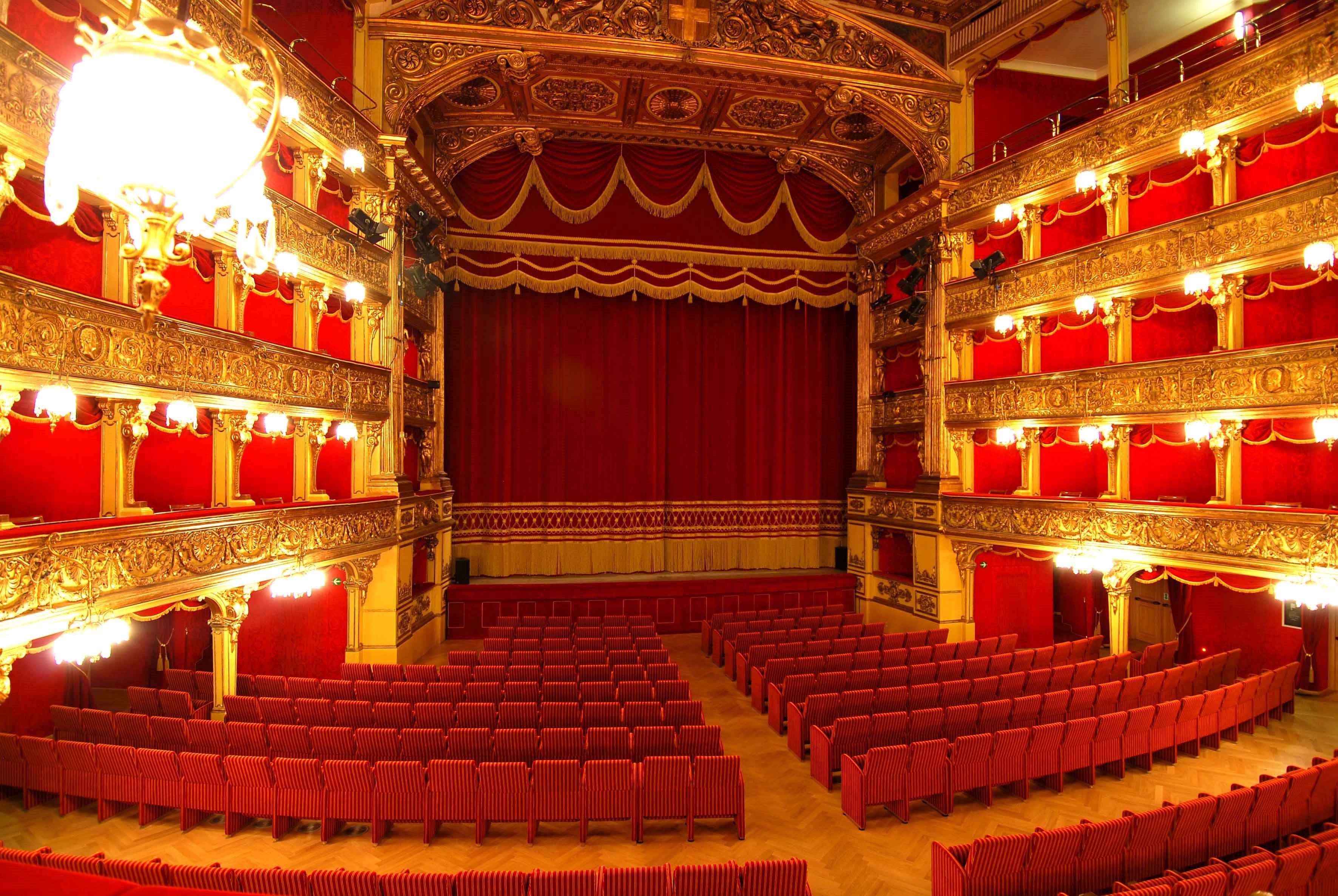 Il Teatro Stabile a “Scena aperta” con le visite guidate al Carignano e Gobetti