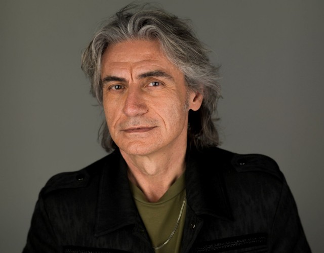 Luciano Ligabue ospite a Torino per presentare la sua autobiografia, “Una storia