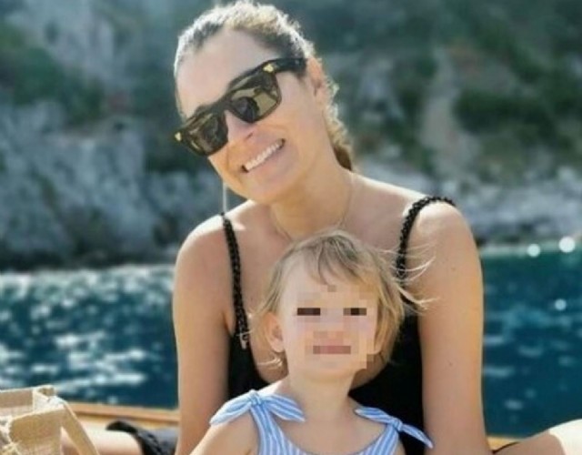 Alena Seredova in vacanza a Capri con tutta la sua famiglia... allargata