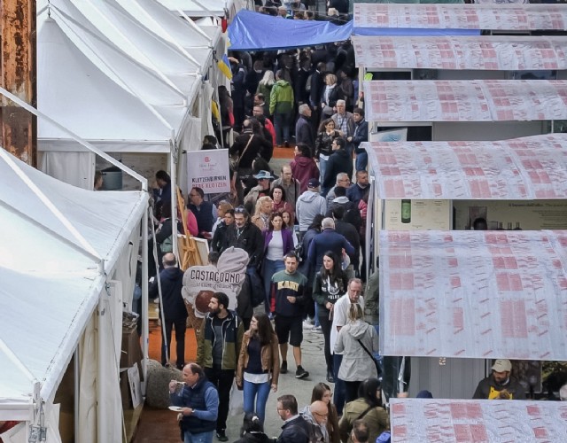 Terra Madre-Salone del Gusto: un’edizione da record, 350 mila persone a Parco Dora