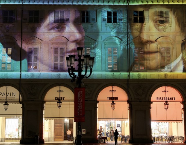 Piazza San Carlo, “il Salotto di Torino” racconta la storia dell’arte in un videomapping