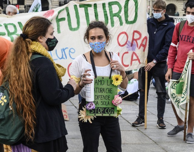 Fridays for Future Torino: Sara Diena ci parla di crisi climatica e pandemia