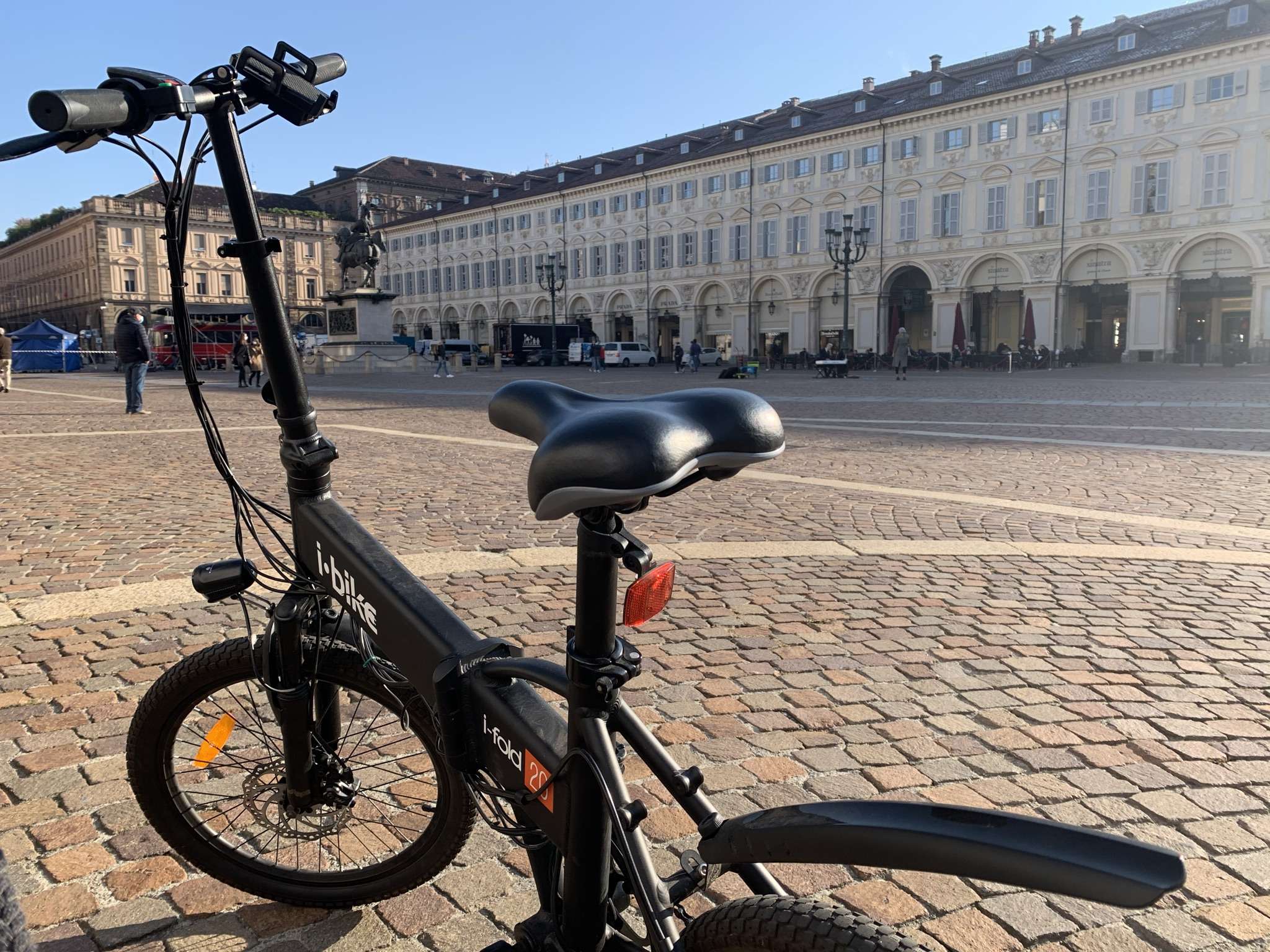 Puntata 5: l’assicurazione. Le auto, ma anche le bici. Vademecum