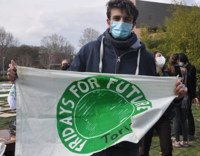 L’idrogeno: il video di Edoardo, attivist di Fridays For Future Torino