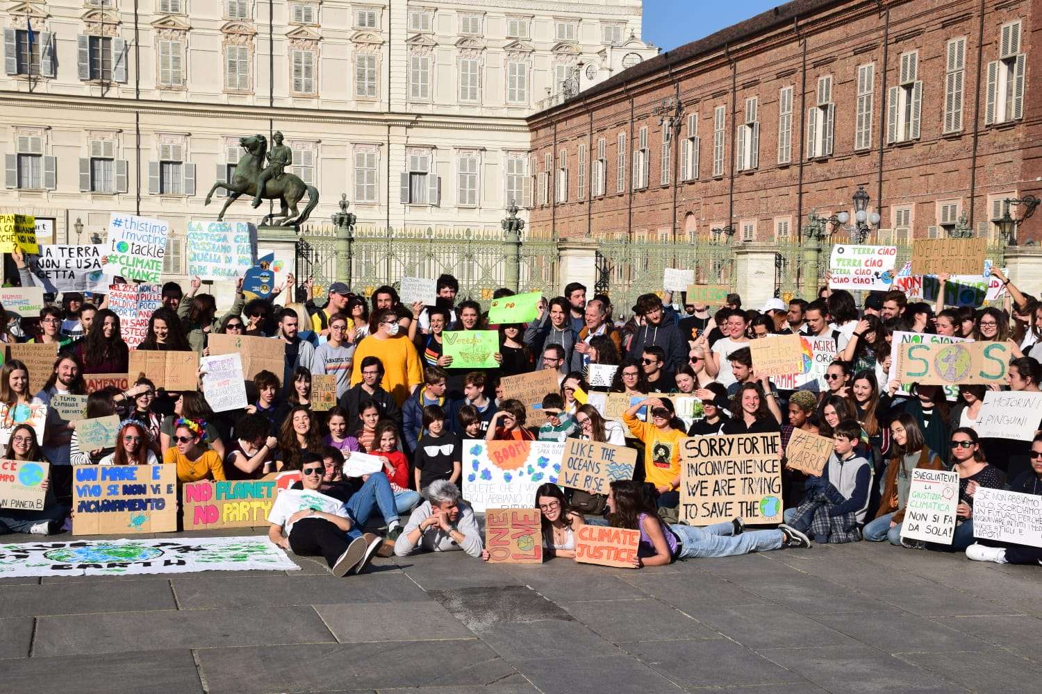 I rifugiati ambientali: il video di Rebecca, attivist di Fridays For Future Torino