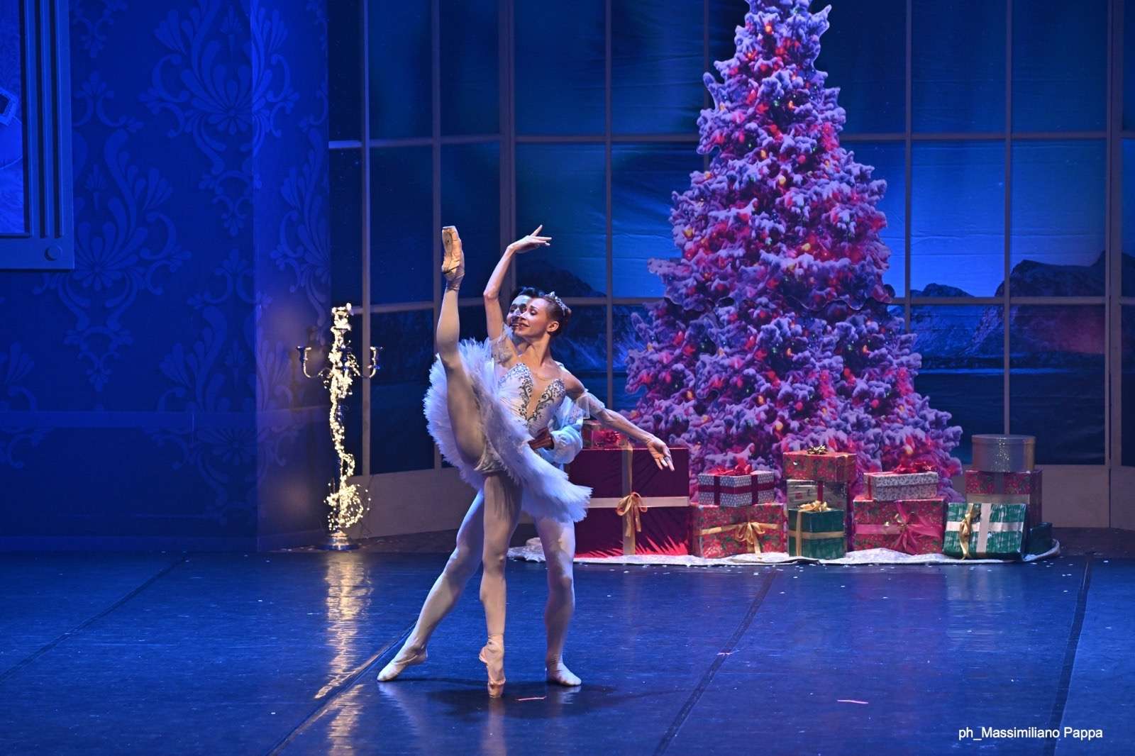 Al Teatro Alfieri le magiche atmosfere del Natale con “Lo Schiaccianoci”