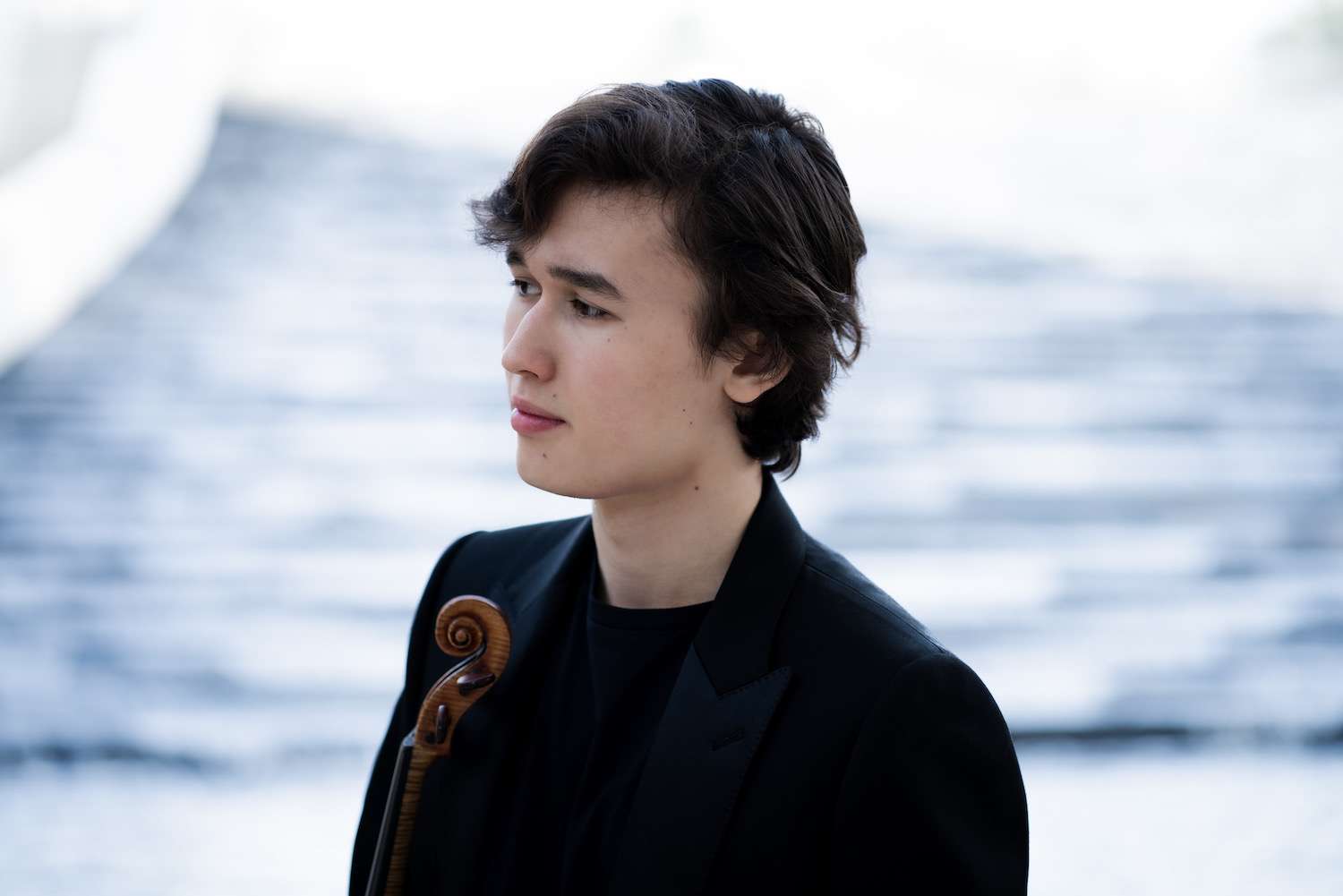 A Torino c’è Daniel Lozakovich il talento del violino che arriva dalla Svezia