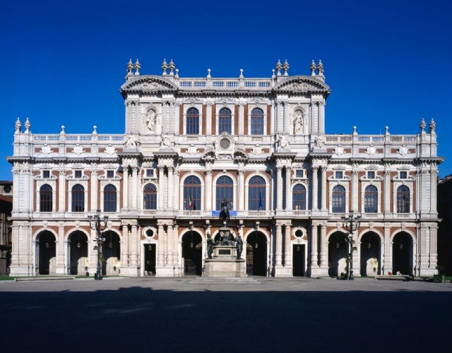 Torino festeggia l’Unità d’Italia con il “Dal Drapò al Tricolore”