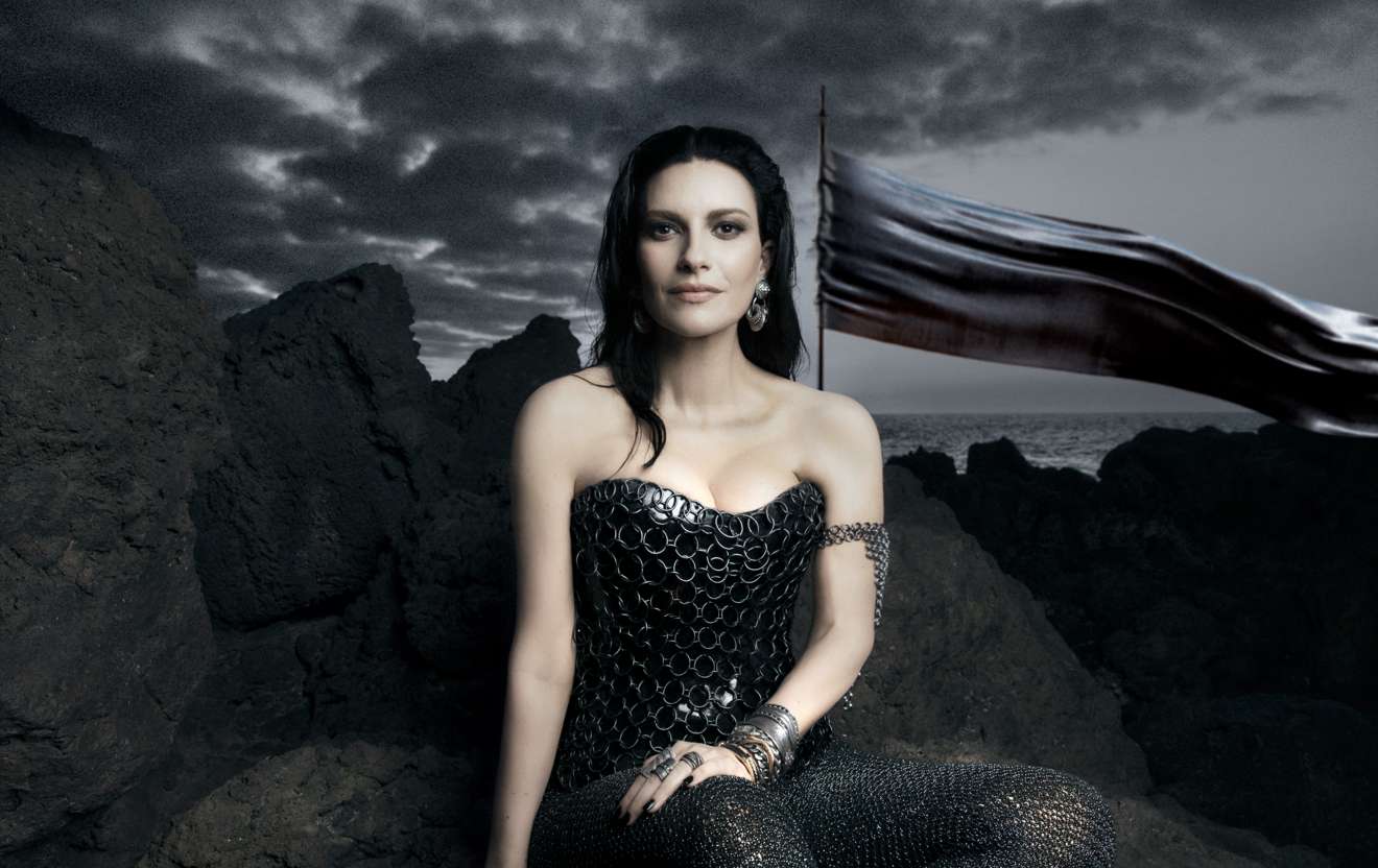 Laura Pausini pronta per un nuovo tour mondiale e c’è anche Torino