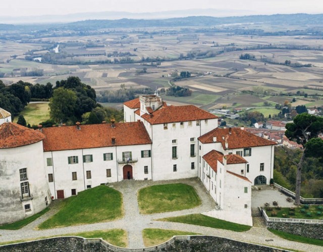 Al Castello e Parco di Masino torna la “Tre Giorni per il Giardino” e pensa anche ai giovani
