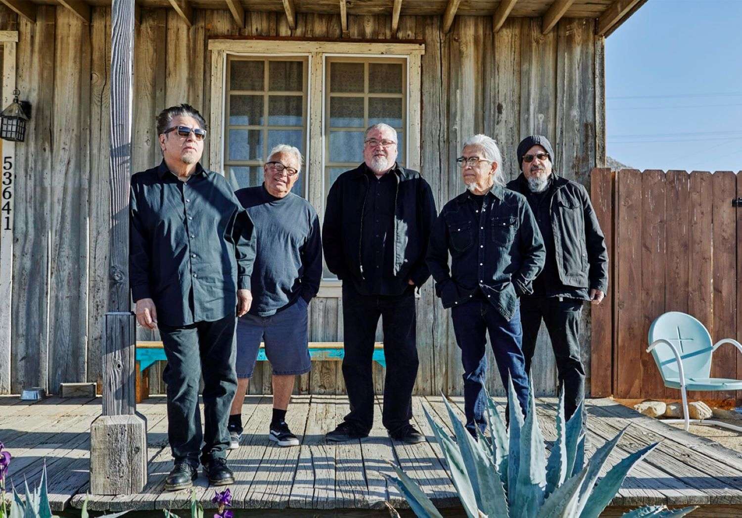 I Los Lobos, il gruppo dei record che ha sbancato i Grammy, tornano dal vivo al Superga di Nichelino