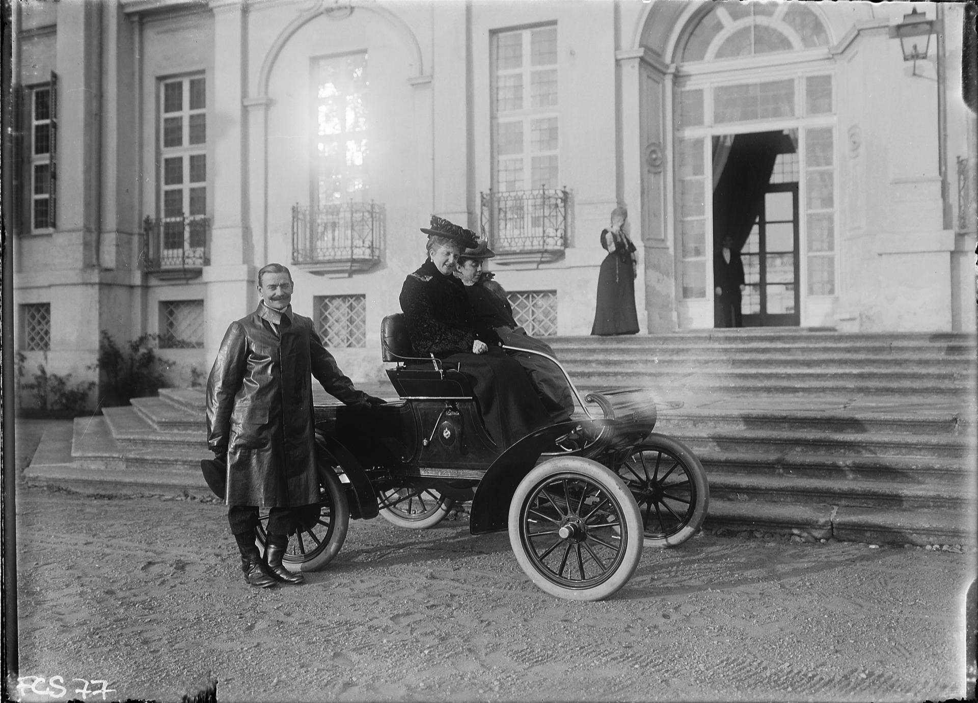 Viaggio dedicato alla nascita dell’automobile e alle innovazioni tecniche alla Palazzina di Caccia di Stupinigi