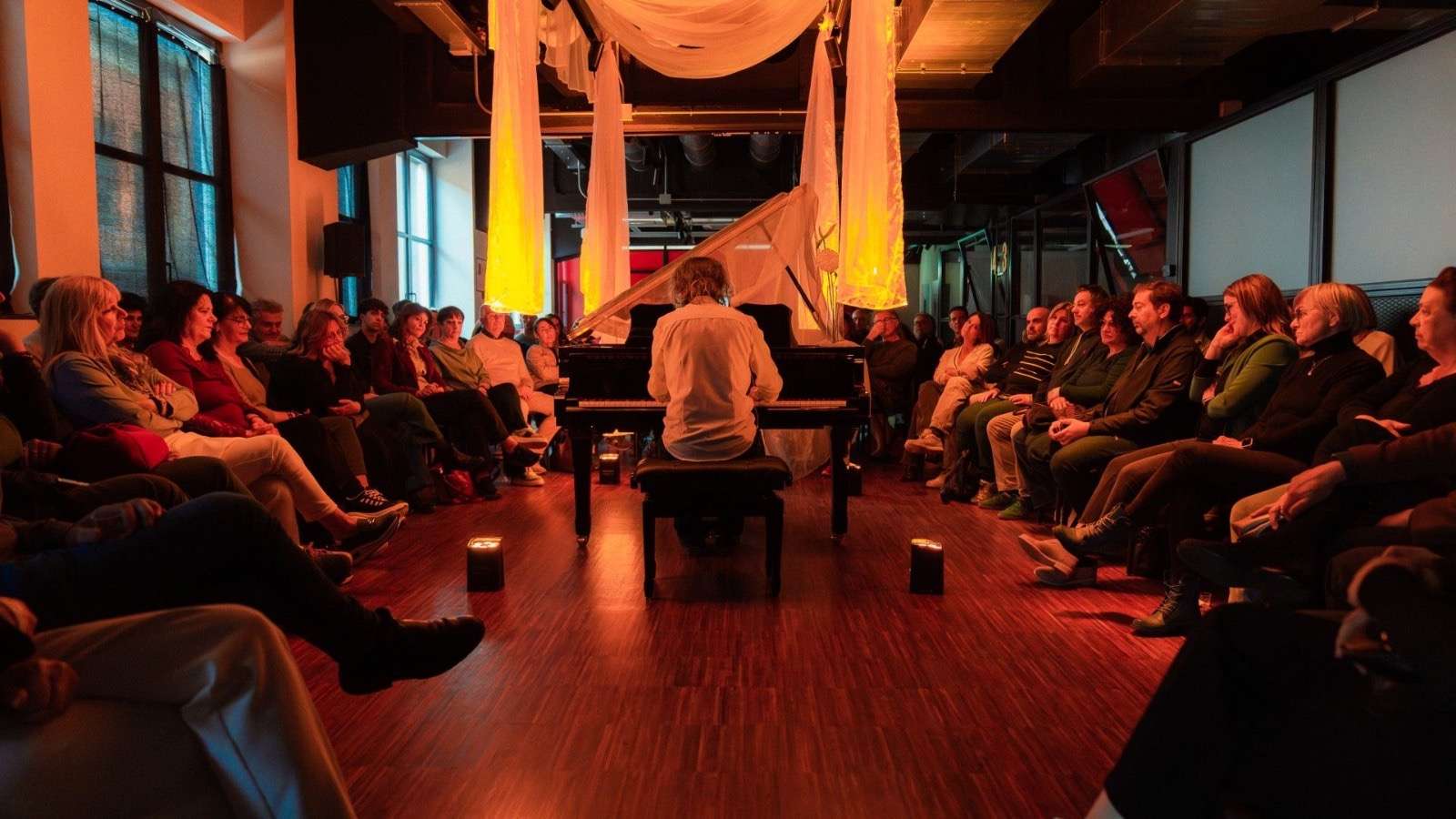 “Sospeso”, l’anima del cinema accende i riflettori mercoledì 29 aprile