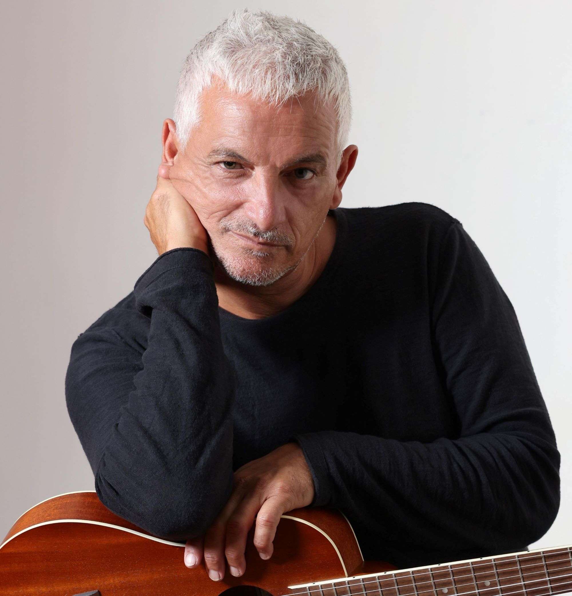 Bungaro il 29 aprile a Torino per il firmacopie del nuovo disco “Fuoco sacro”