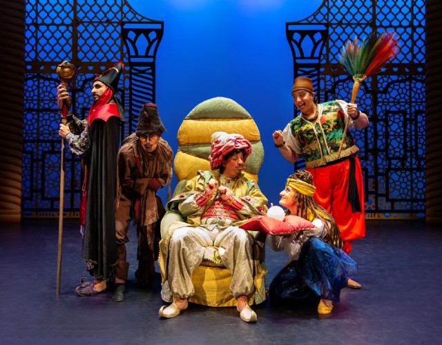 Viaggio nel cuore incantato dell’Oriente con “Aladin – Il Musical” in scena all’Alfieri