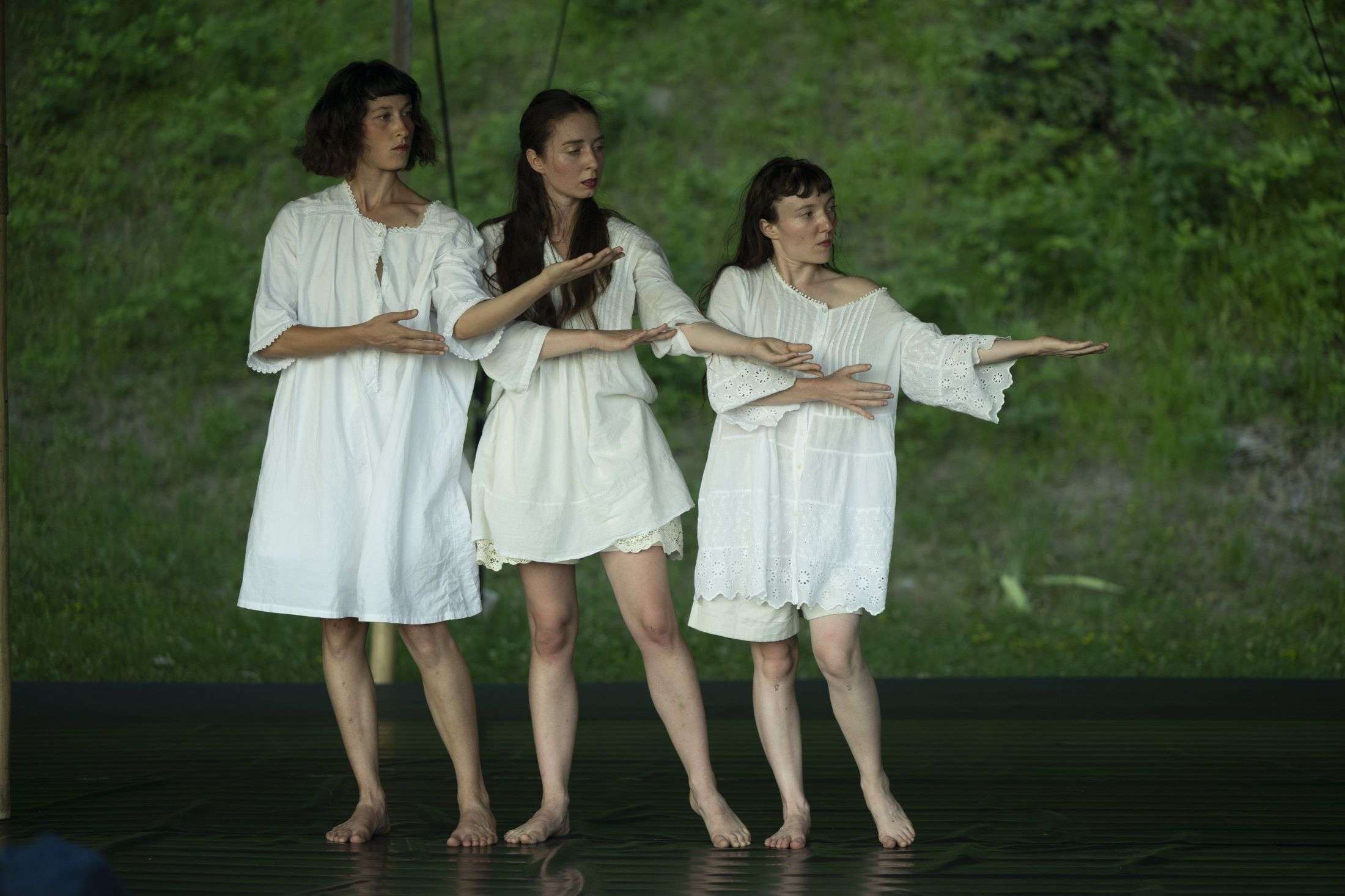 La danza di Interplay si chiude con “Morae _ capitolo I”, creazione del Collettivo Lattea