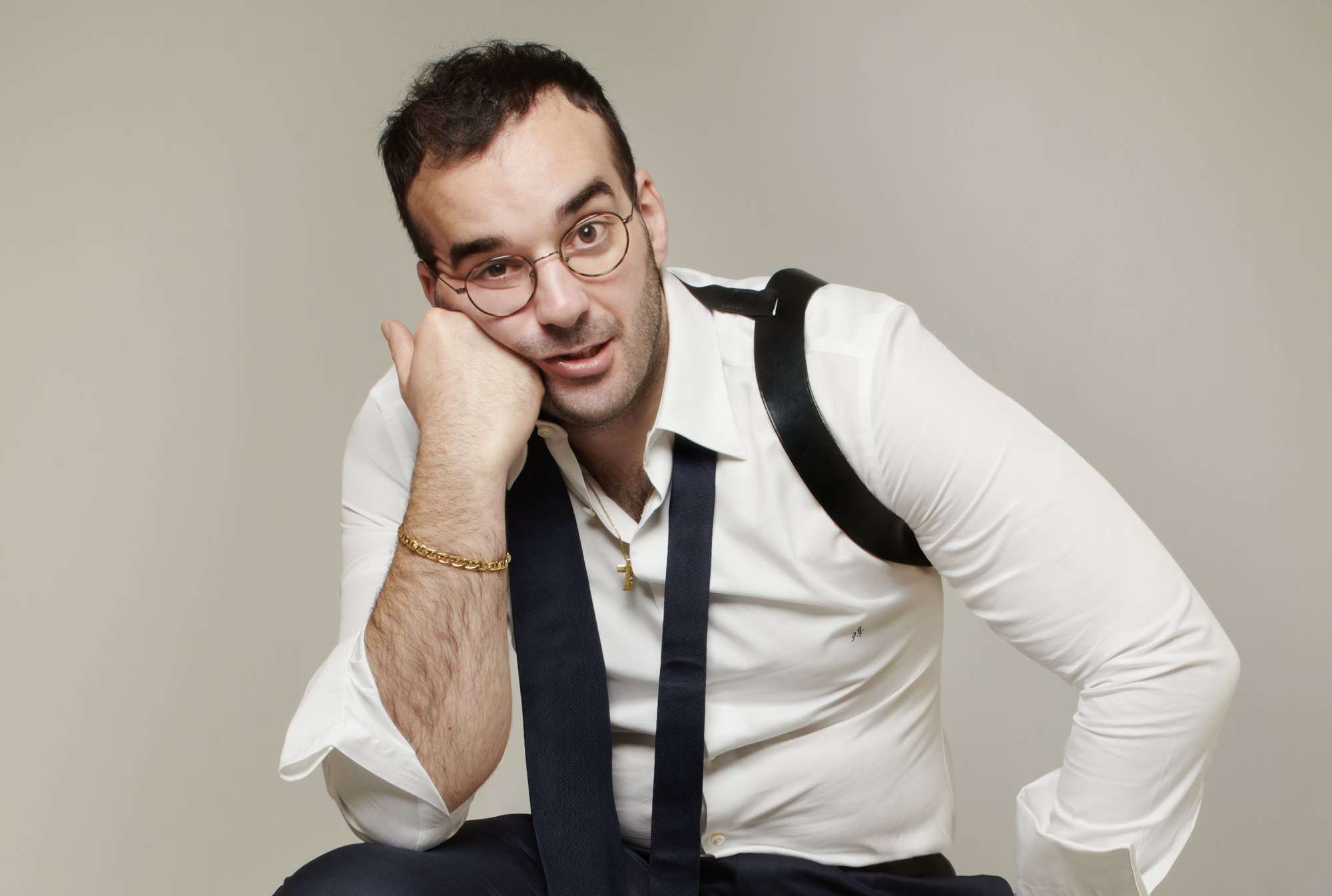 Il Teatro Colosseo inizia la sua stagione con il sold out di Turbopaolo, “Il poliziotto del formaggi”