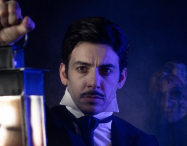 Manca un mese ad Halloween e a “La Vedova” al Teatro Cardinal Massaia