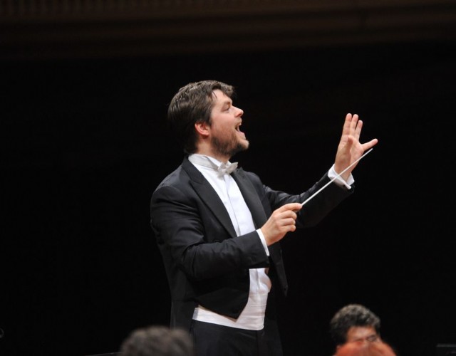 Juraj Valčuha il 28 gennaio torna sul podio dell'Orchestra Sinfonica Rai