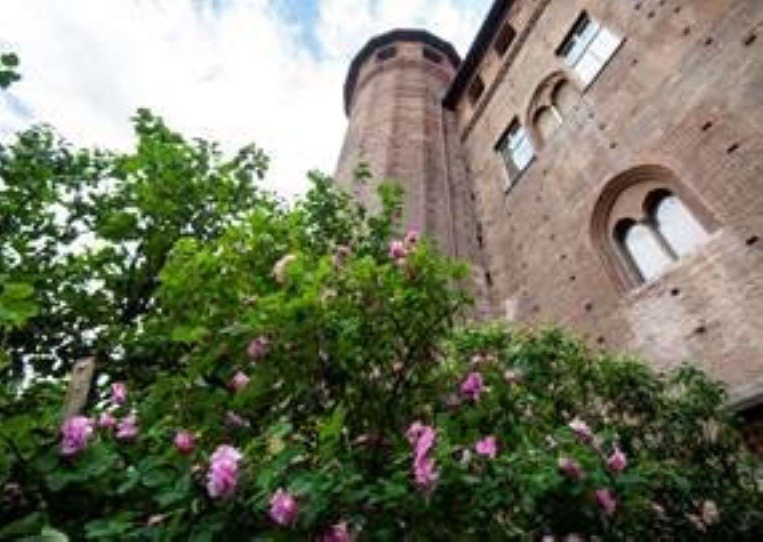 In visita a Palazzo Madama e a Casa Martini con i migliori aperitivi