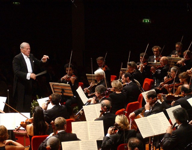 Maratona musicale in tv con sette direttori e l'Orchestra Rai