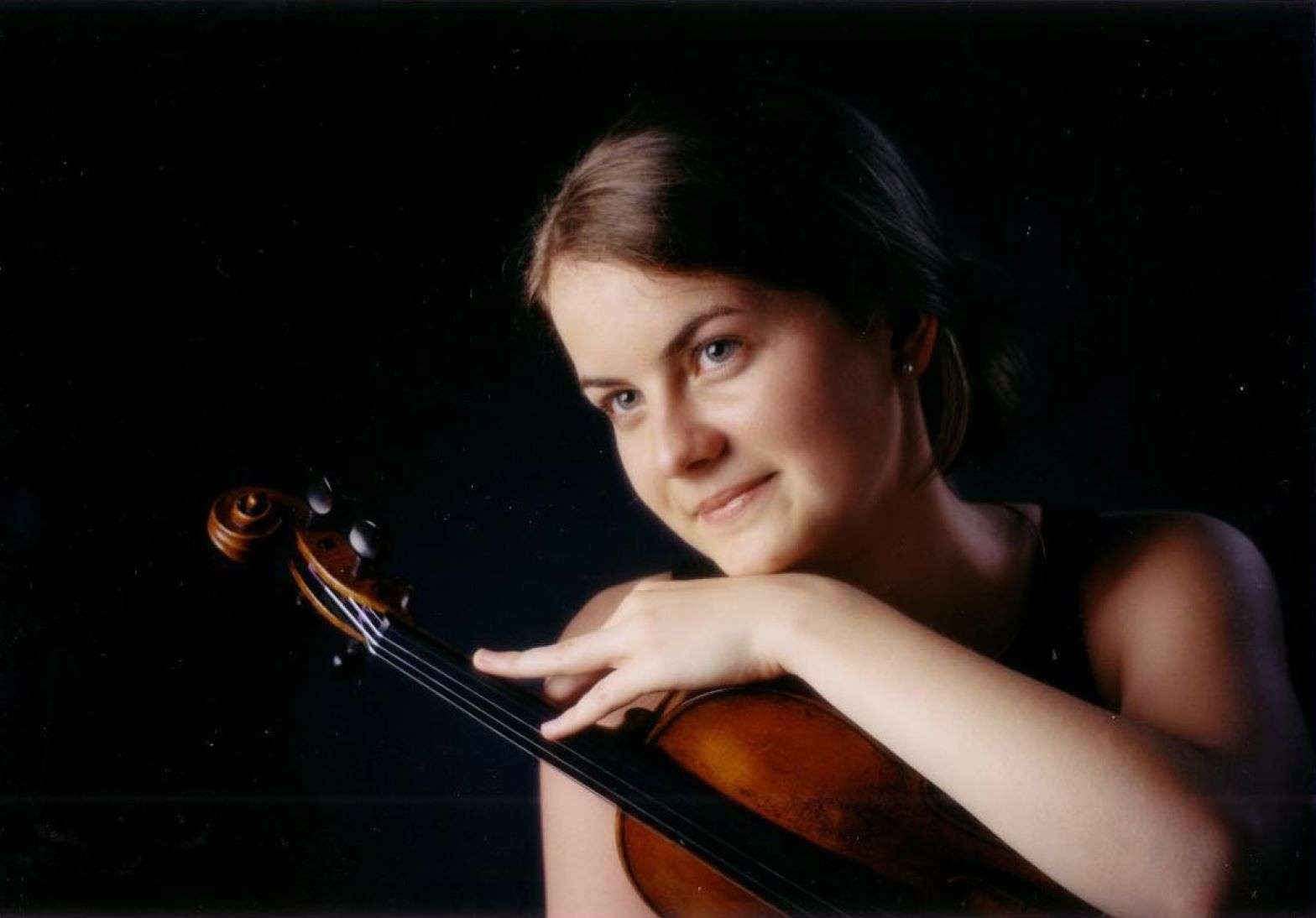 La divina Veronika Eberle e il suo violino con l'Orchestra Sinfonica Rai