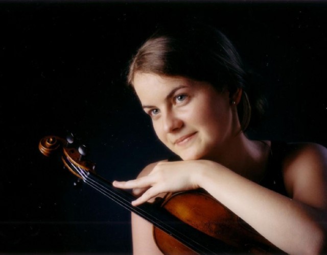 La divina Veronika Eberle e il suo violino con l'Orchestra Sinfonica Rai