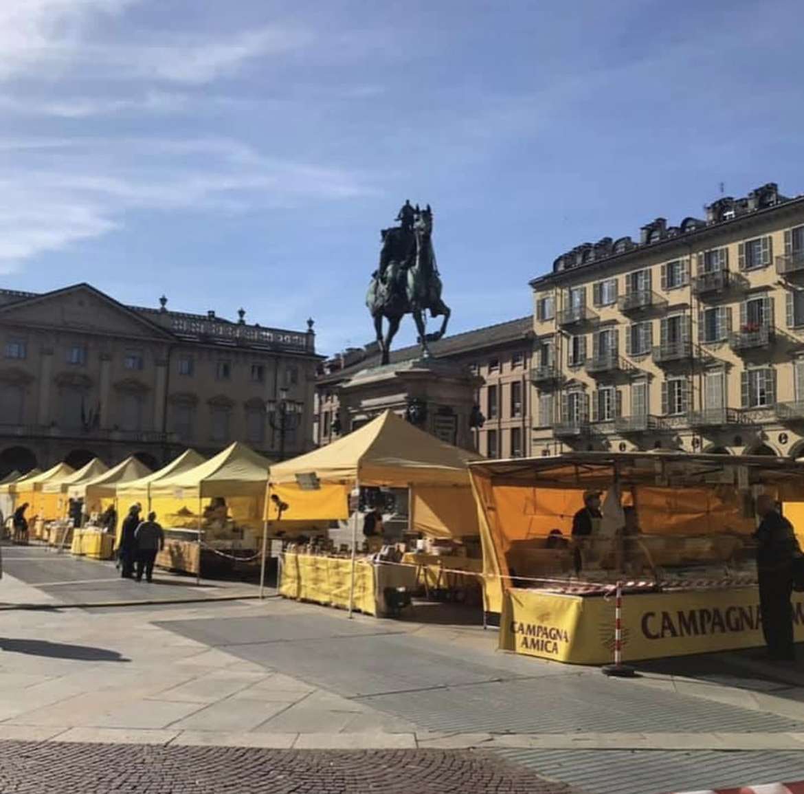 Coldiretti: la domenica si tinge di giallo con i mercati di Campagna Amica